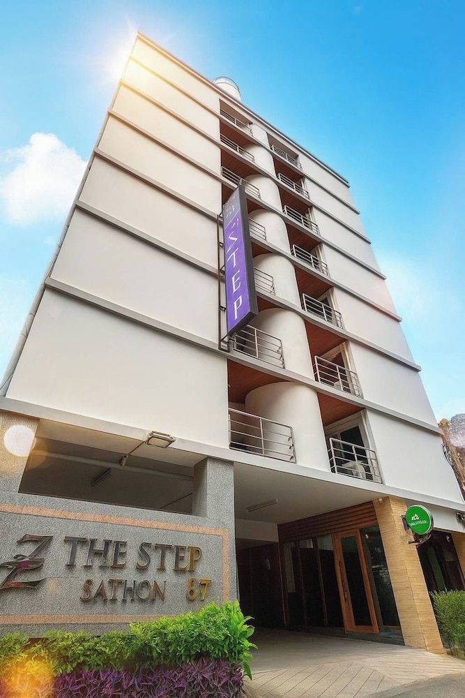 undefined Collection O The Step Sathorn