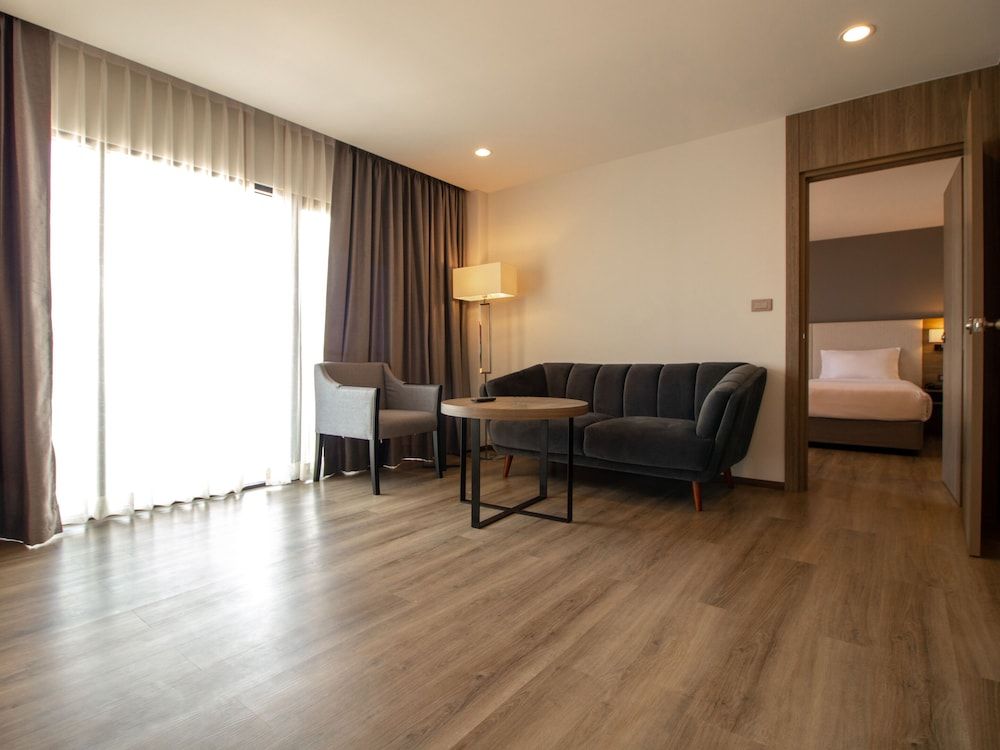 Fortune View Khong Hotel Nakhon Phanom Suite Room with River View 7