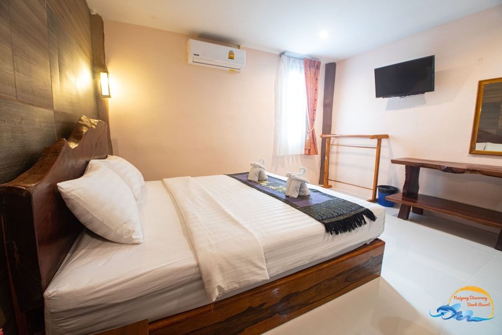 Naiyang Discovery Beach Resort Standard Double Room 7