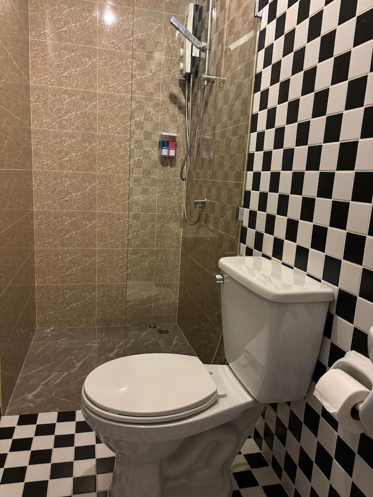 Canal Resort Standard Air Con 12