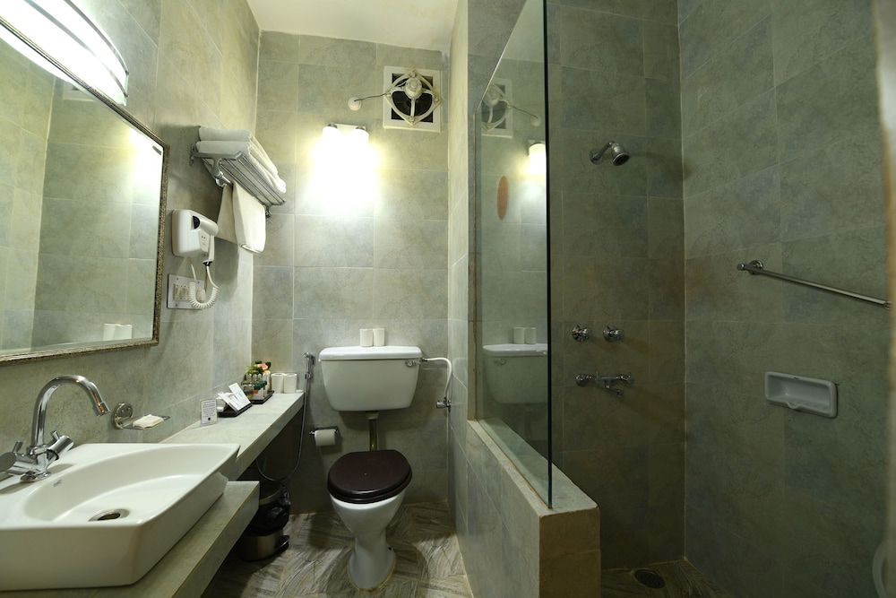 WelcomHeritage Judges Court Suite, 1 Queen Bed 6