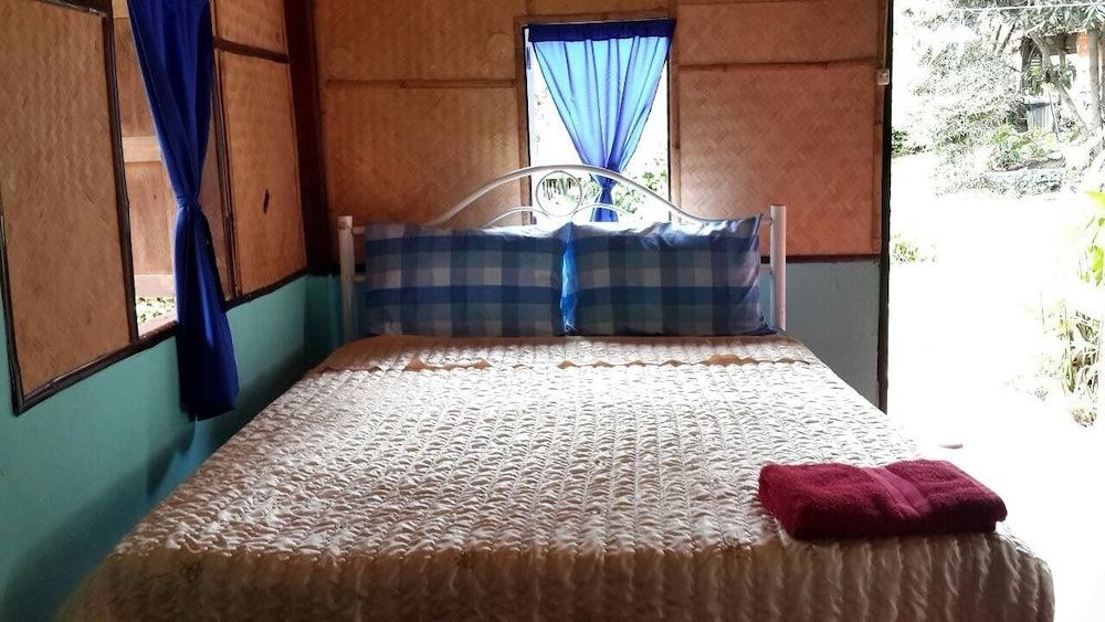 Standard Room, Shared Bathroom