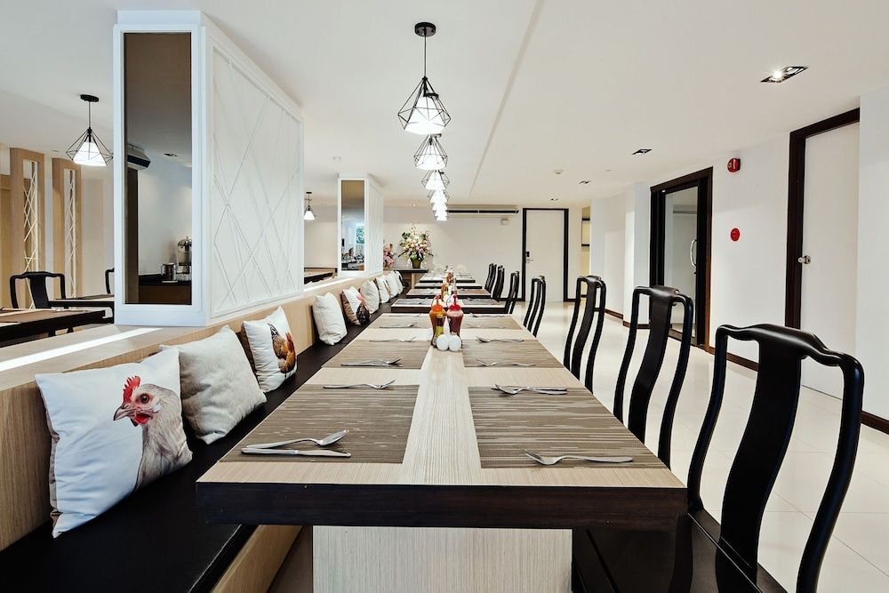 undefined Three Sukhumvit Hotel 9