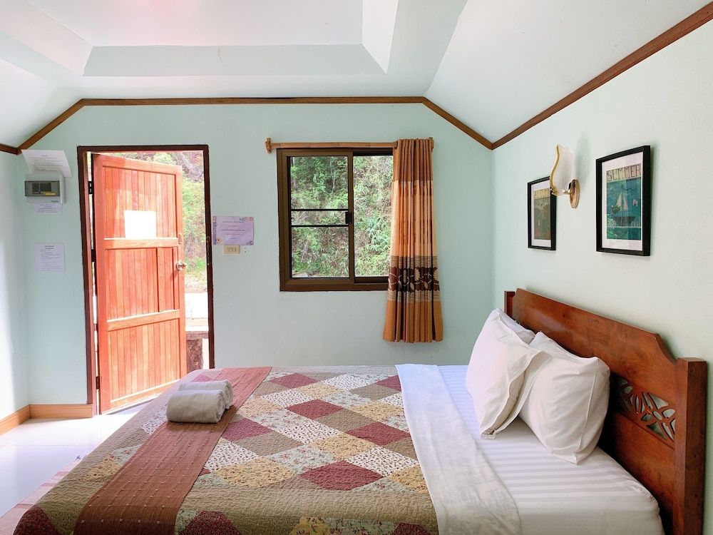Riverside Bungalow Double Room