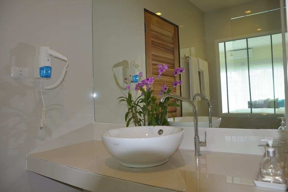 Southgate Residence Hotel Deluxe Double 2