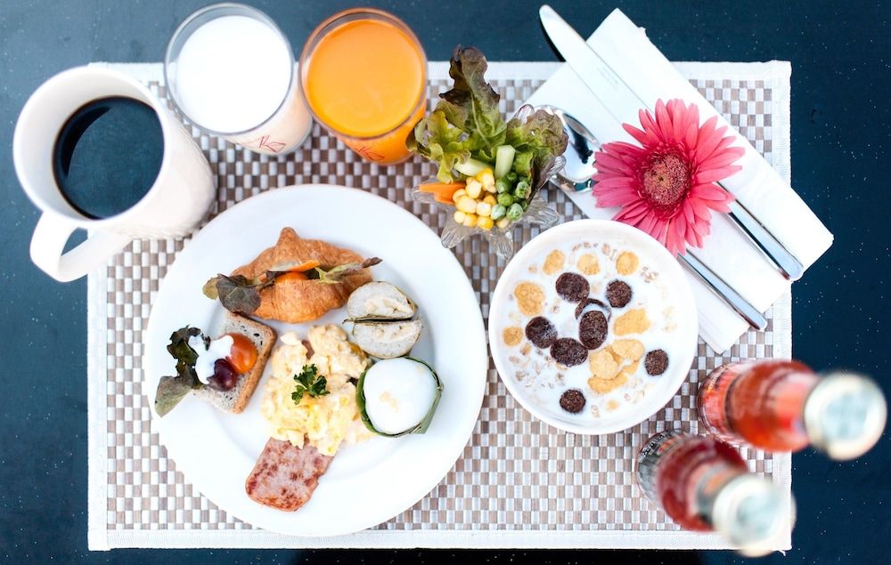 Room Service - Dining