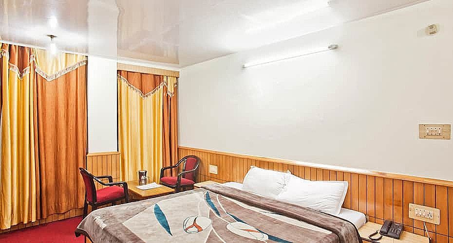 Hotel New Adarsh