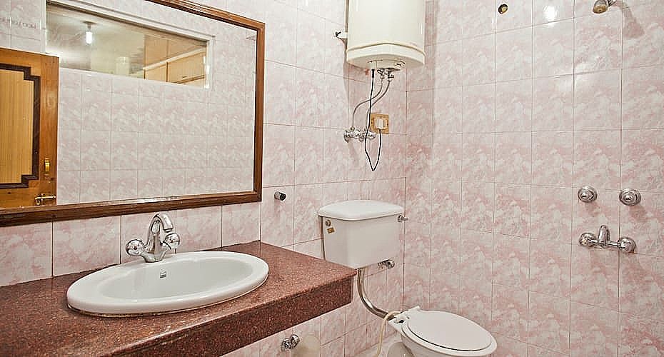 Hotel New Adarsh