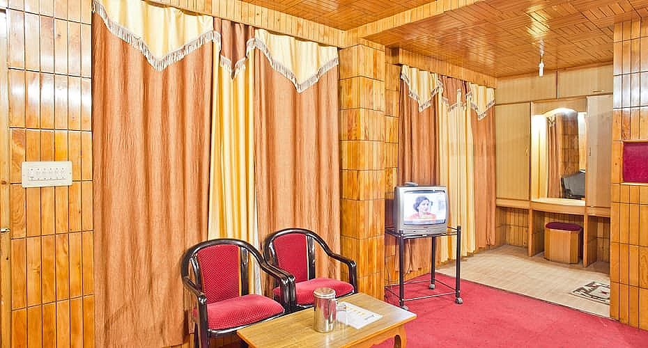 Hotel New Adarsh