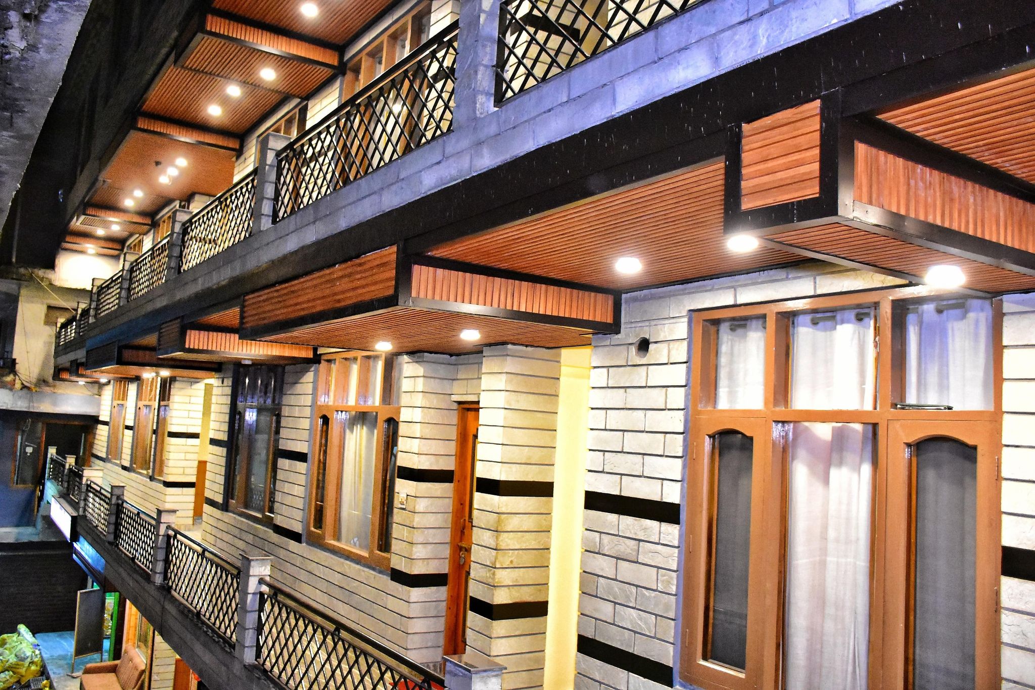 Hotel New Adarsh