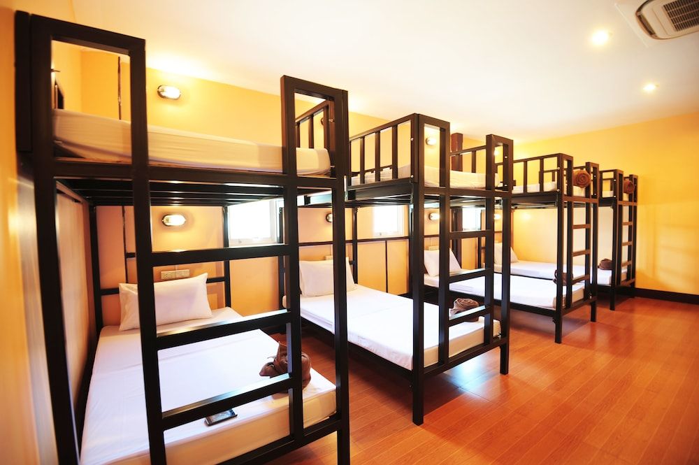 undefined Twin Palms Hostel Phi Phi