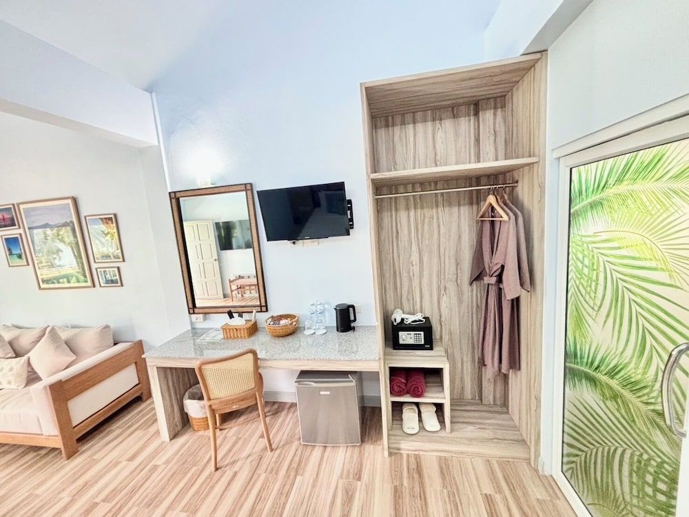 Arawan Beach Resort Krabi Deluxe Double Room 7