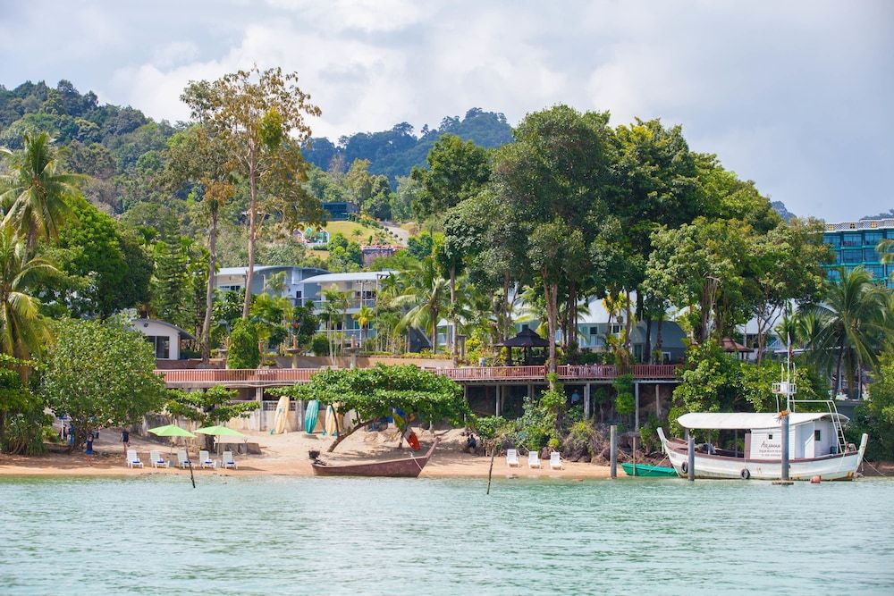 undefined Arawan Beach Resort Krabi 8