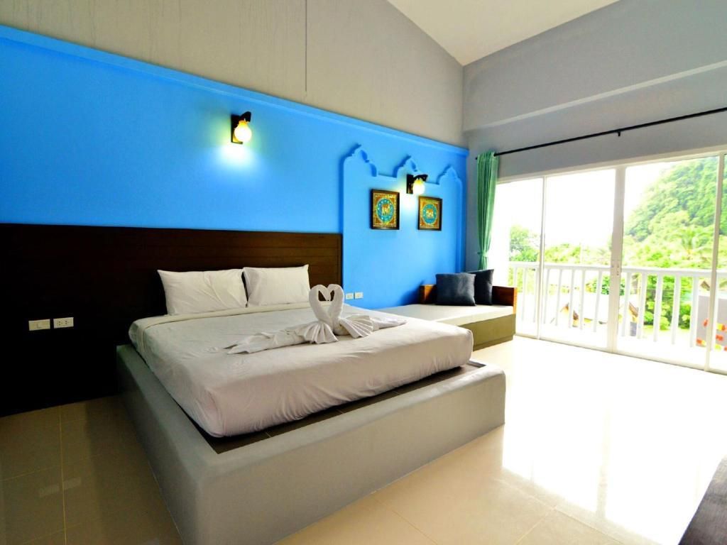 Arawan Beach Resort Krabi Standard Room with King Bed 2