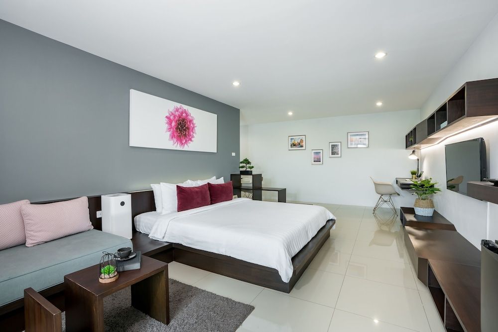 undefined De Botan Srinakarin Hotel & Residence 10