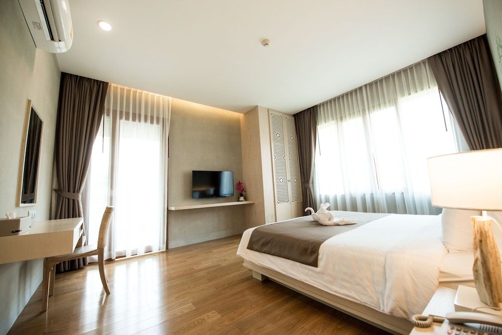 undefined Chu Hotel 2