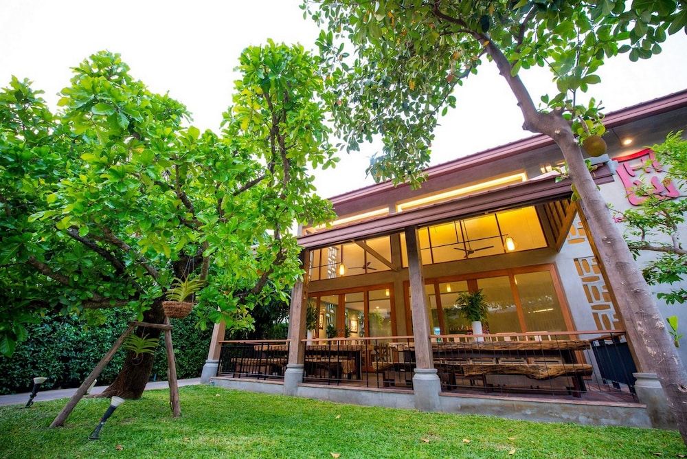 undefined Chu Hotel 7