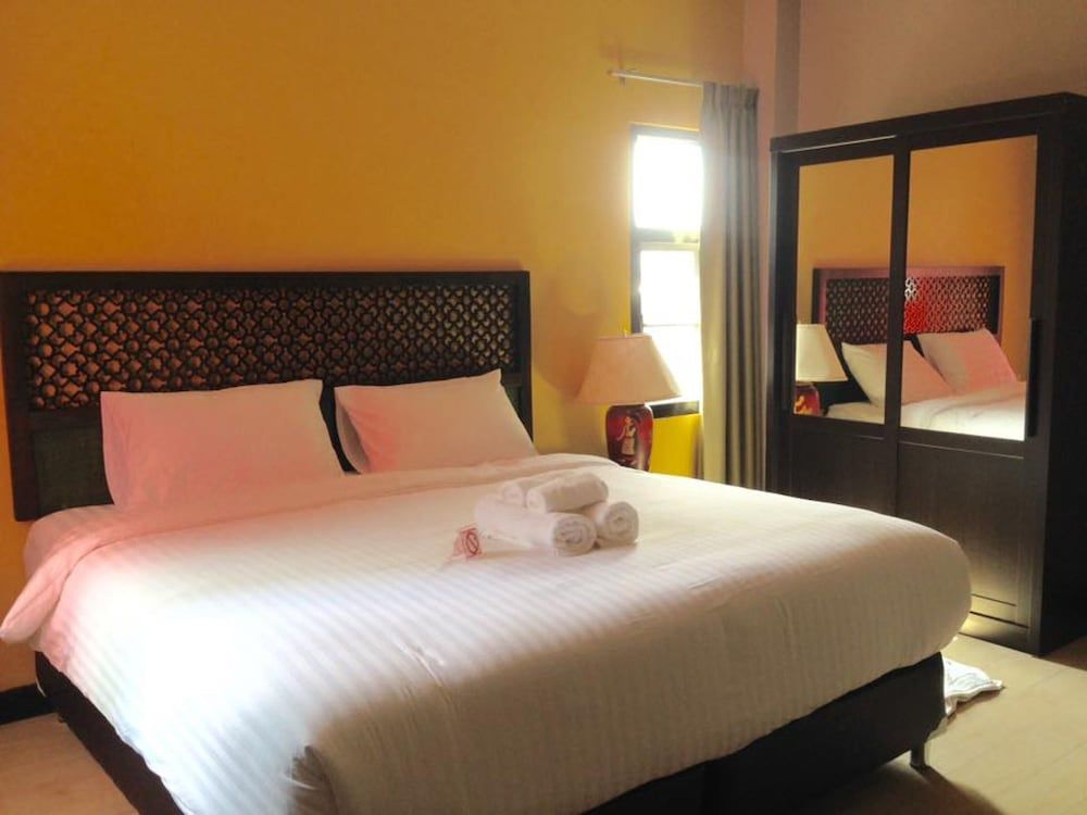 Mulberry House Korat Standard Double