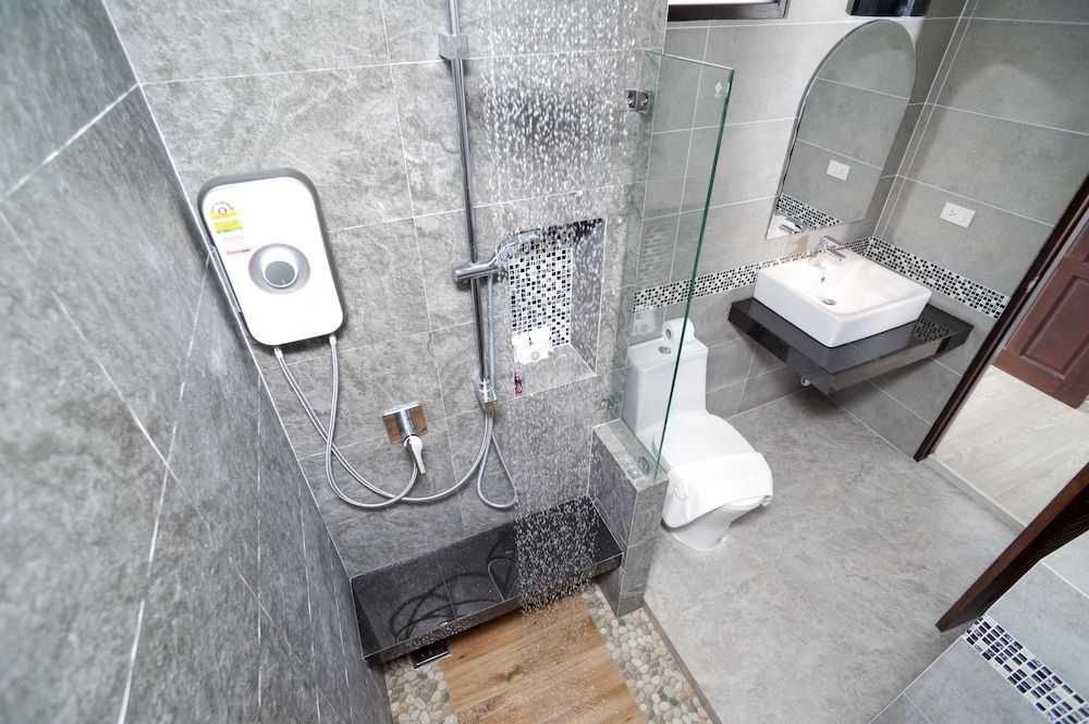 Blues River Resort Chanthaburi Standard Double Room, Balcony 2