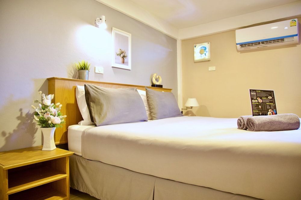 Standard Double Room, 1 Queen Bed