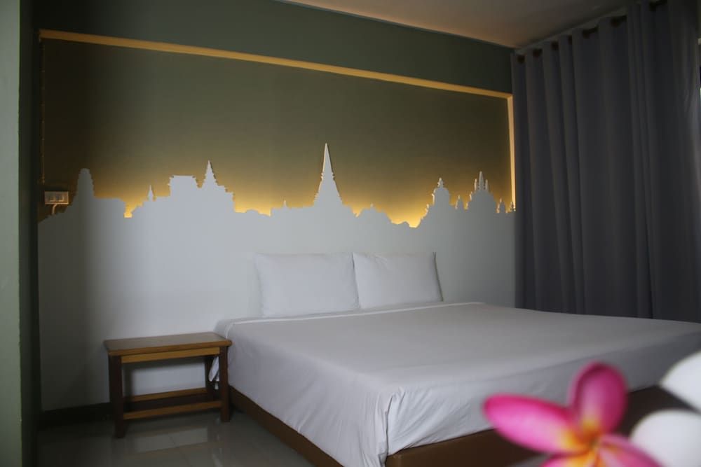 Sun Hotel Standard Room 6