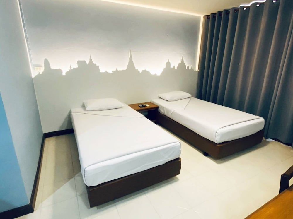 Sun Hotel Standard Room 3