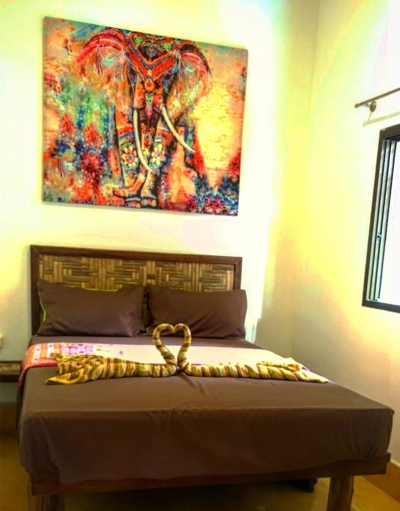 Economy Double Room, 1 Queen Bed
