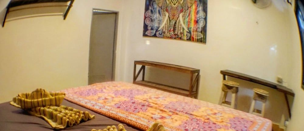 Premium Double Room, 1 King Bed, Private Bathroom