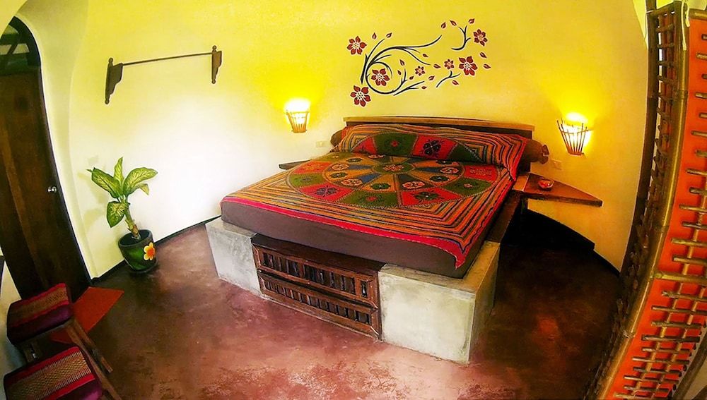 Bungalow, 1 Bedroom, Ensuite, Garden Area