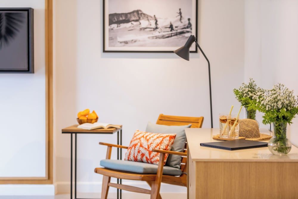 OUTRIGGER Surin Beach Resort Superior Room, 1 King Bed 5