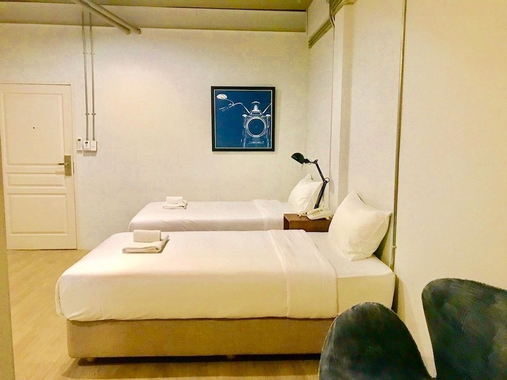 Nourish Vegan B&B Deluxe Twin Room 7