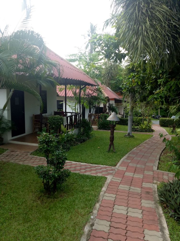 undefined Bee Nat Garden Resort 4