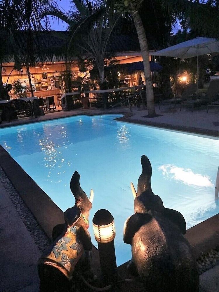 undefined Bee Nat Garden Resort 10