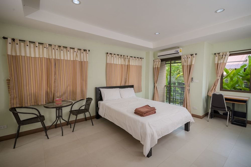 Banlanna Hotel Lampang Standard Single Bed 7