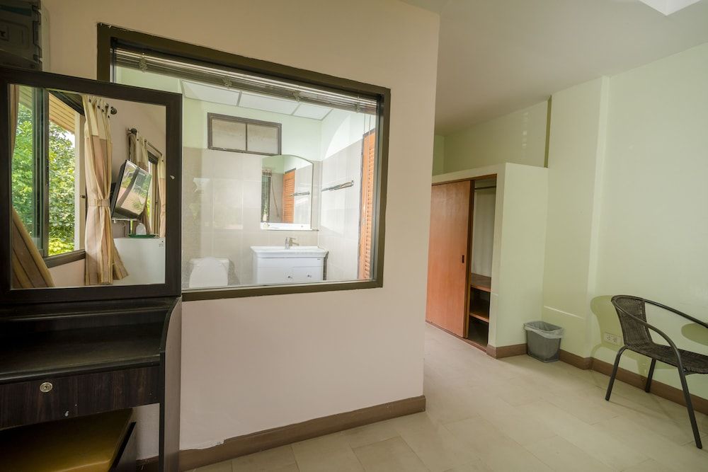 Banlanna Hotel Lampang Standard Single Bed 16