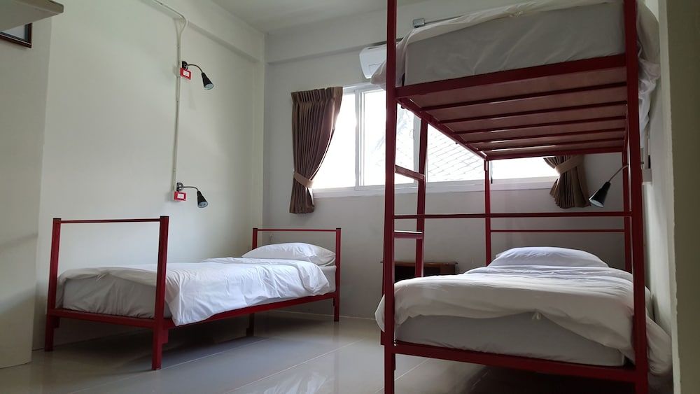 undefined Bangkok Check Inn - Hostel 9