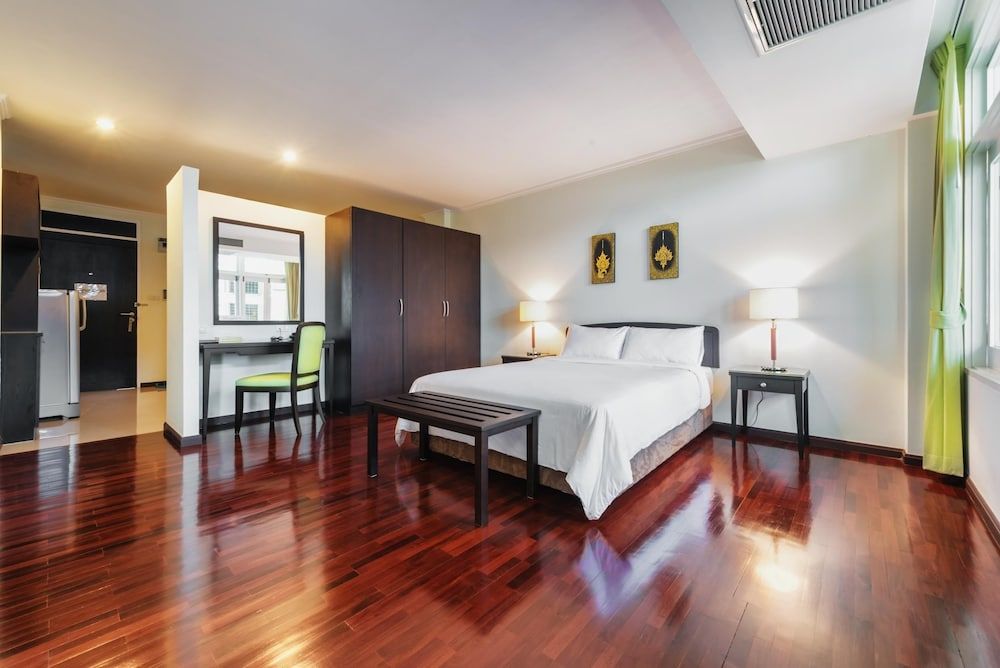 undefined Capital Mansion 4