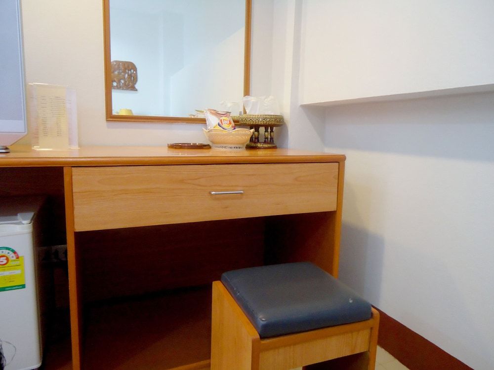 Ngamta Hotel Superior Twin Room 8