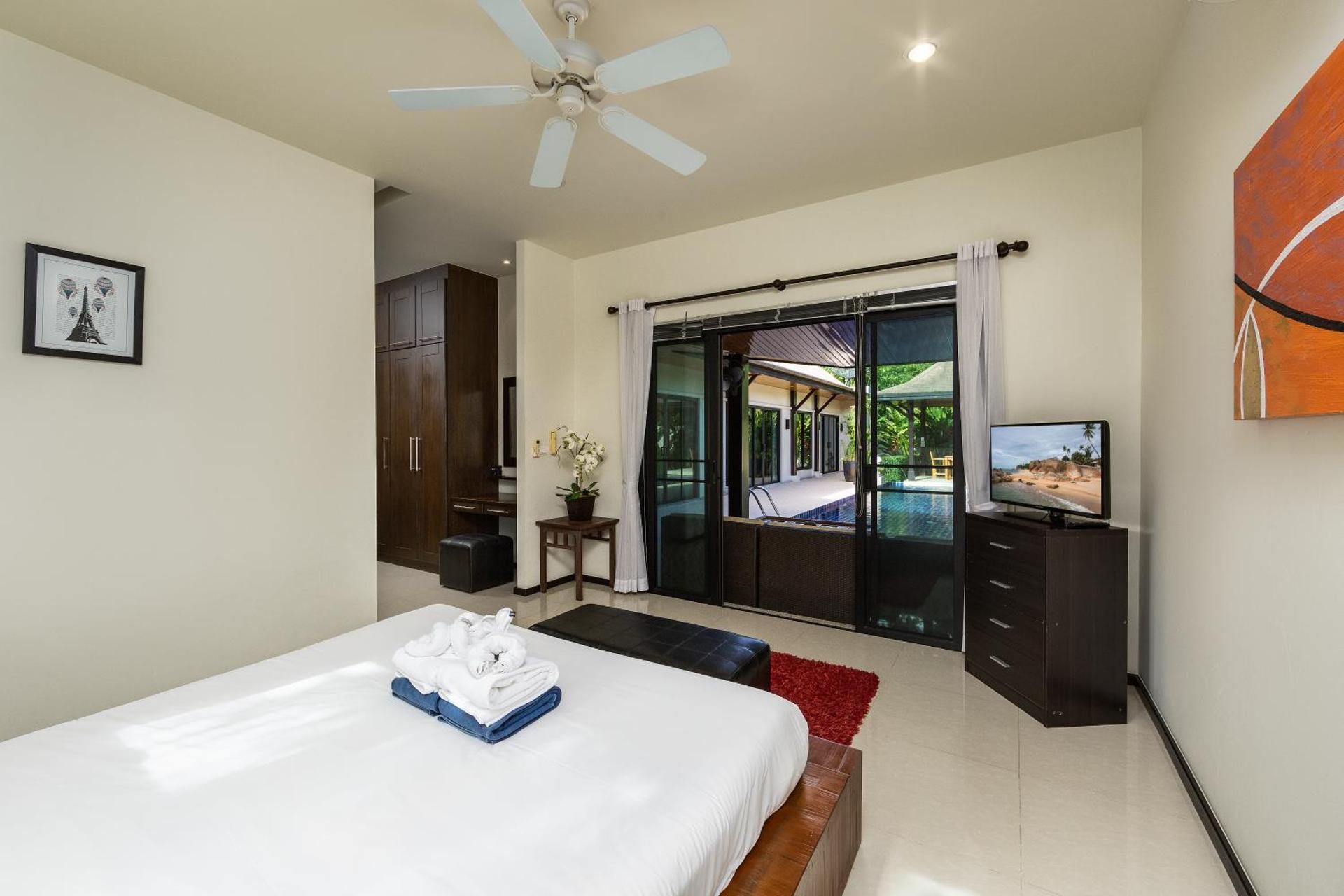 Kokyang Style Luxury Three-Bedroom Villa with Private Pool