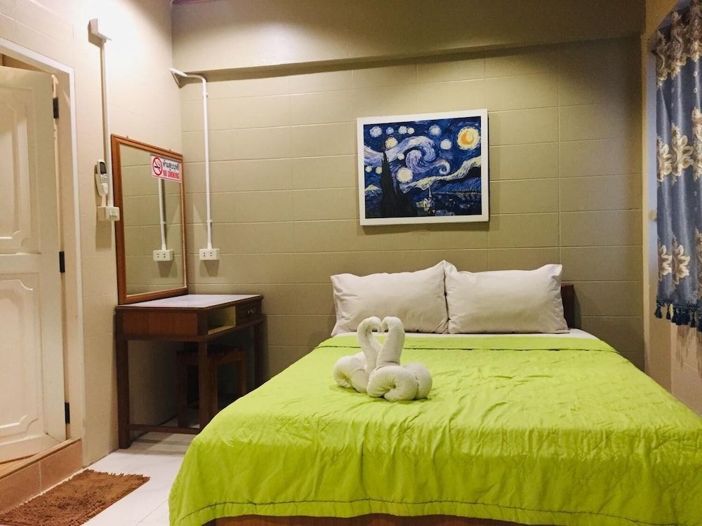 Nett Hotel Standard Double Room, Air Conditioned 4