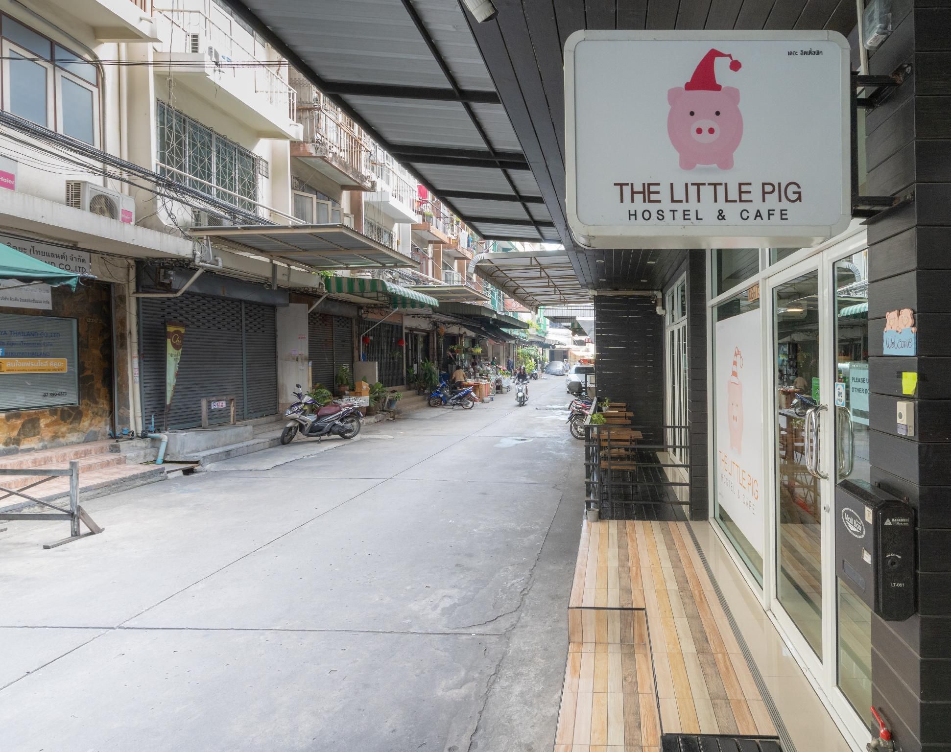 undefined The Little Pig Sukhumvit 2