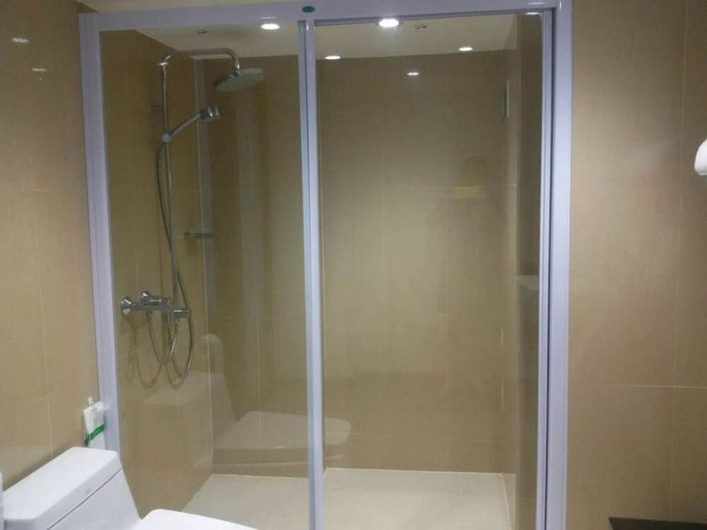 Seeharaj Hotel Uttaradit Suite 11