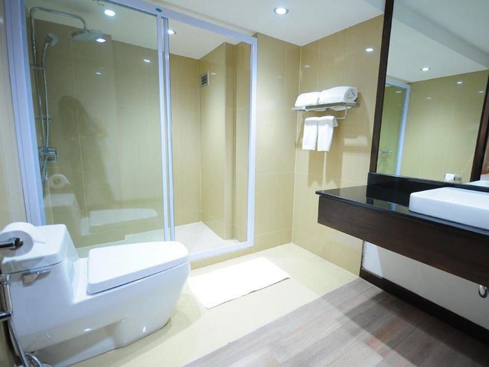 Seeharaj Hotel Uttaradit Suite 9