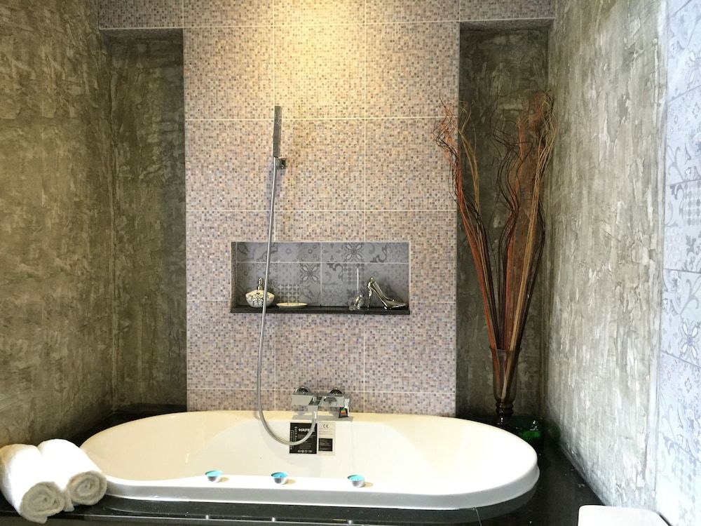 Winnine Cozy Home Design Townhome, Multiple Bedrooms 26