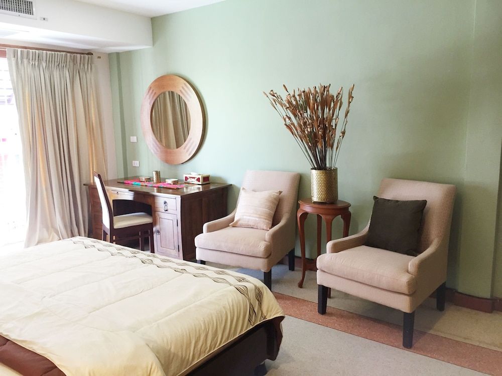 Winnine Cozy Home Deluxe King Bed (Oriental Room) 3