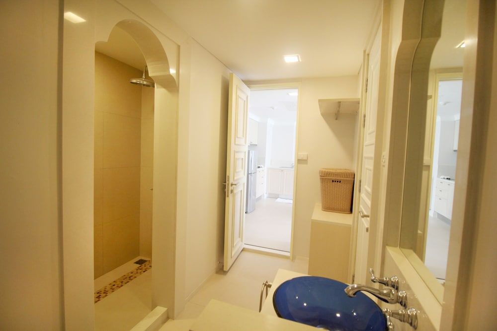 Marrakesh Condo Residence by Hua hin property online Exclusive Room, 1 Bedroom, Kitchenette, City View 4