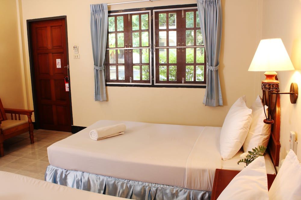 Baan Pron Phateep Standard Room 4