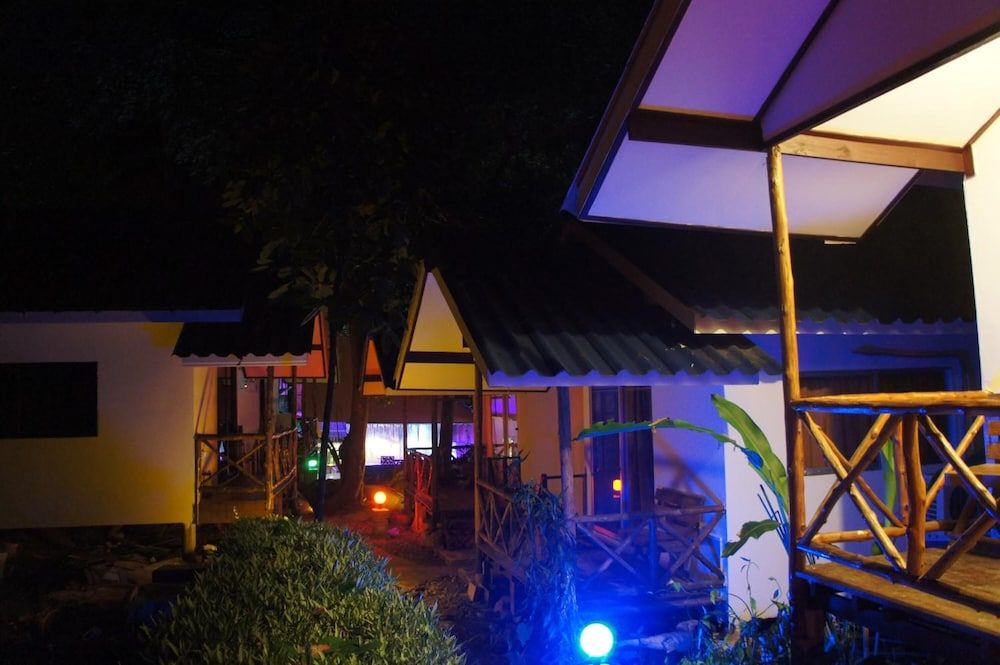 undefined Exotic Bungalows 2