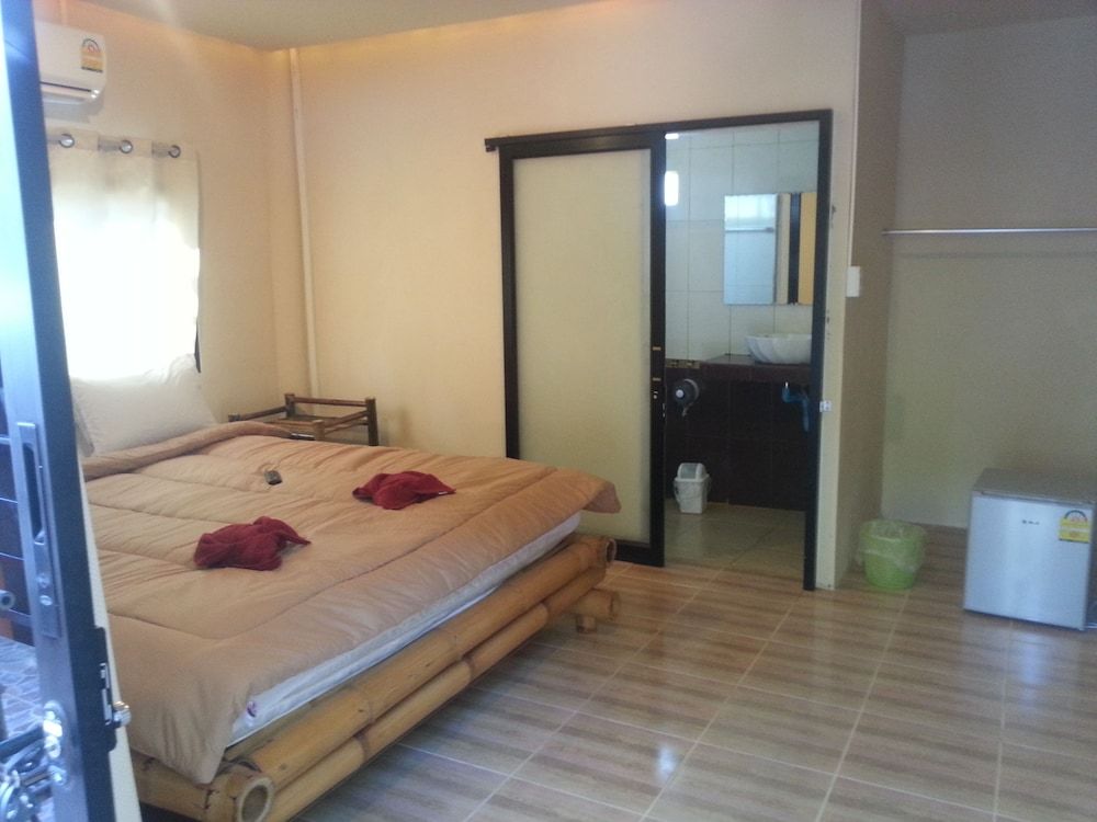 undefined Exotic Bungalows 8