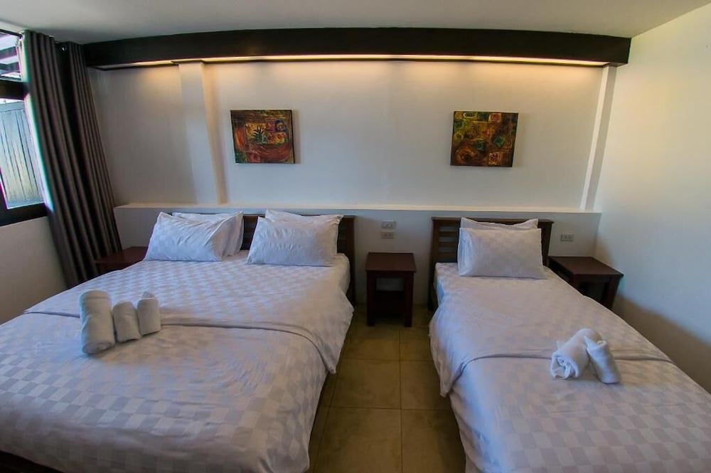 Baan Talay - Thungwualaen Triple Room 6